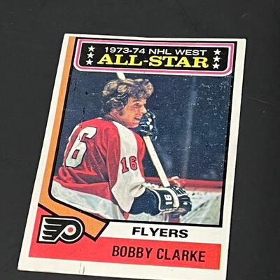 LOT 96: Hockey Cards Topps 1974-75 NHL