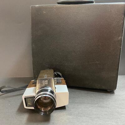 LOT 100: Mixed Camera Lot