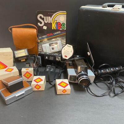 LOT 100: Mixed Camera Lot