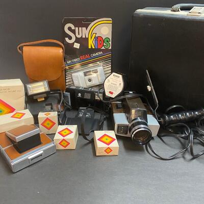 LOT 100: Mixed Camera Lot