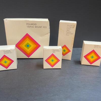 LOT 100: Mixed Camera Lot