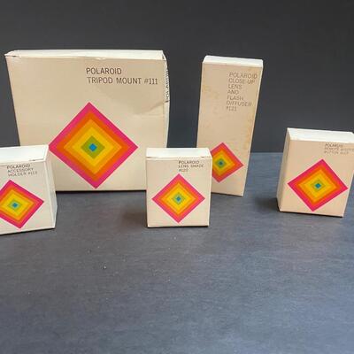 LOT 100: Mixed Camera Lot