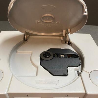 LOT 106: Sony PlayStation and Games