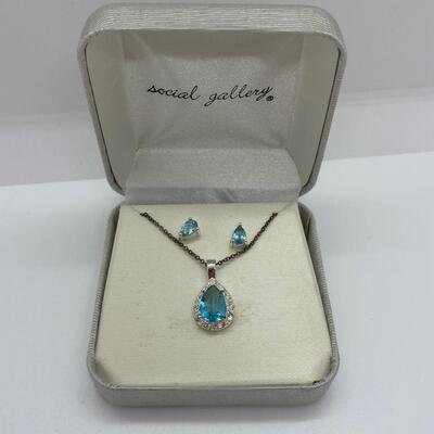 LOT 108: Fashion Jewelry