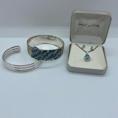 LOT 108: Fashion Jewelry
