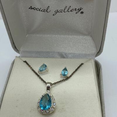 LOT 108: Fashion Jewelry