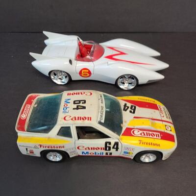LOT 120: Vintage Toy Car Lot: Lesney, Hotwheels and More