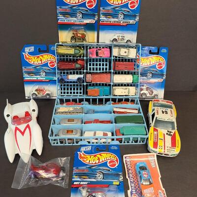 LOT 120: Vintage Toy Car Lot: Lesney, Hotwheels and More