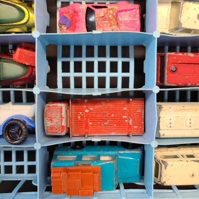 LOT 120: Vintage Toy Car Lot: Lesney, Hotwheels and More