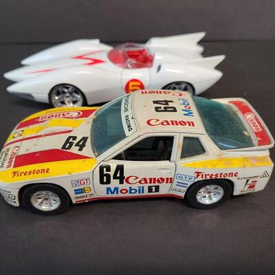 LOT 120: Vintage Toy Car Lot: Lesney, Hotwheels and More