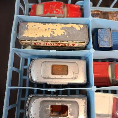 LOT 120: Vintage Toy Car Lot: Lesney, Hotwheels and More