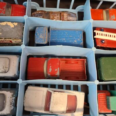 LOT 120: Vintage Toy Car Lot: Lesney, Hotwheels and More