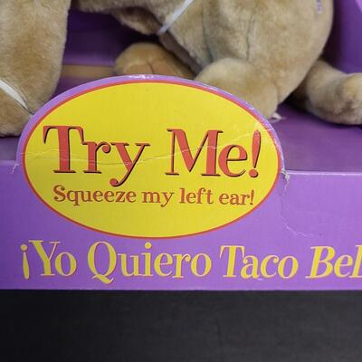 LOT 121: Vintage Toy Lot: Taco Bell Dog, Snoopy and More
