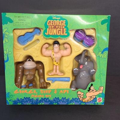 LOT 121: Vintage Toy Lot: Taco Bell Dog, Snoopy and More