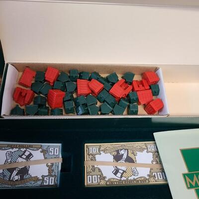 LOT 122: The Players Edition Monopoly