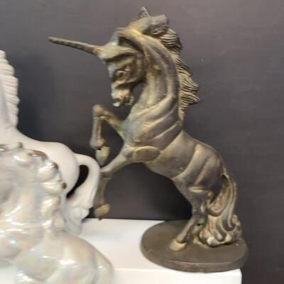 LOT 126: Collection of Unicorn Figurines