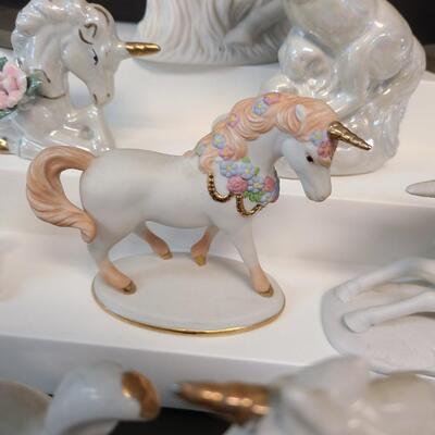 LOT 126: Collection of Unicorn Figurines