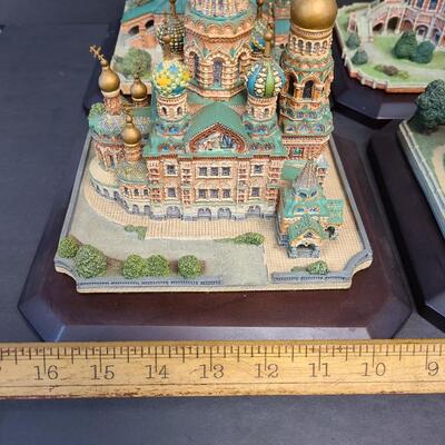 LOT 127: Danbury Mint Collectible Catherdral's