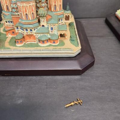 LOT 127: Danbury Mint Collectible Catherdral's