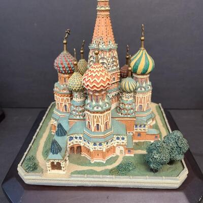 LOT 127: Danbury Mint Collectible Catherdral's