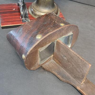 LOT 129: Vintage Stereoscope and Slide/Picture Viewer