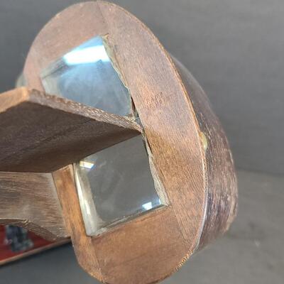 LOT 129: Vintage Stereoscope and Slide/Picture Viewer