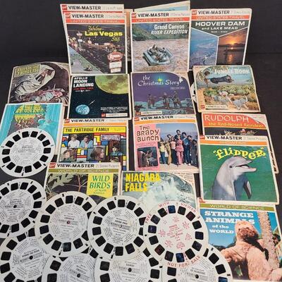 LOT 130: Vintage View-Master Lot