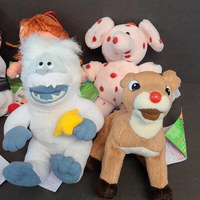 LOT:: Island of Misfits Toys plush lot