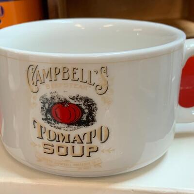 LOT:140: Lot of Campbellâ€™s Soup 4 Mugs with shelf and figure.