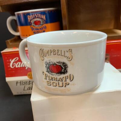 LOT:140: Lot of Campbellâ€™s Soup 4 Mugs with shelf and figure.