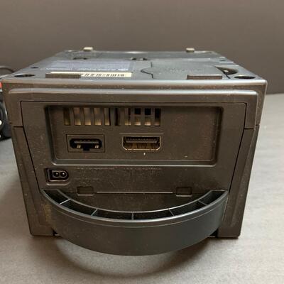 LOT 141: Nintendo Game Cube and More