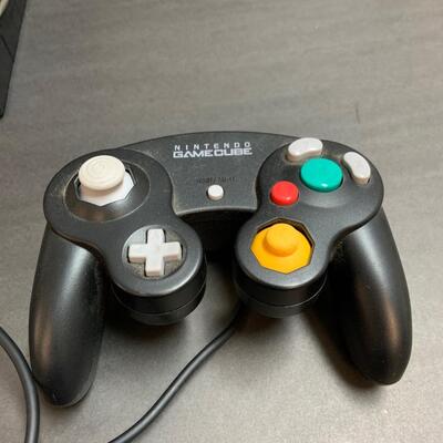 LOT 141: Nintendo Game Cube and More