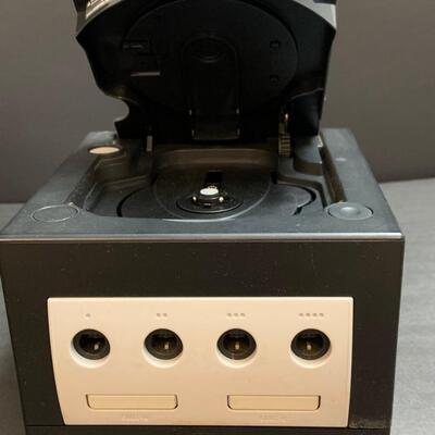 LOT 141: Nintendo Game Cube and More