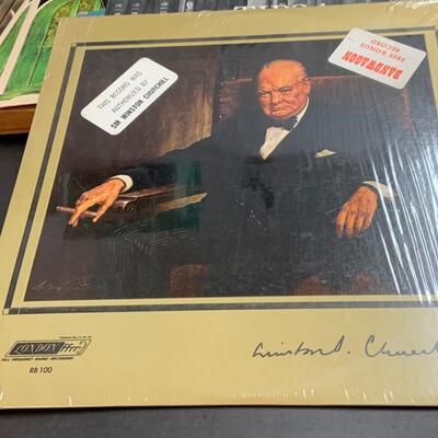 LOT:142: Lot of assorted Vinyl Records