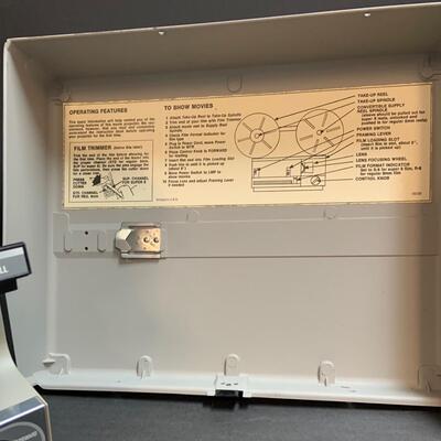 LOT:143: Bell& Howell 33m Movie Projector and Super8 Movie Film Editor