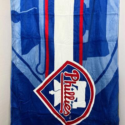 LOT 204: Philadelphia Phillies Memorabilia and Baseball Cards