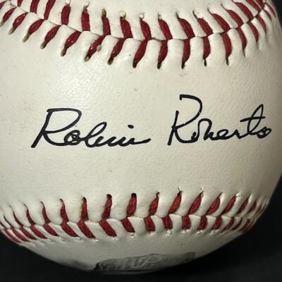LOT 204: Philadelphia Phillies Memorabilia and Baseball Cards