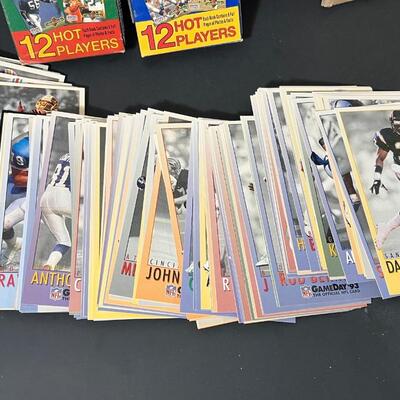 LOT 206: Collection of Football Cards - Mostly 1990s