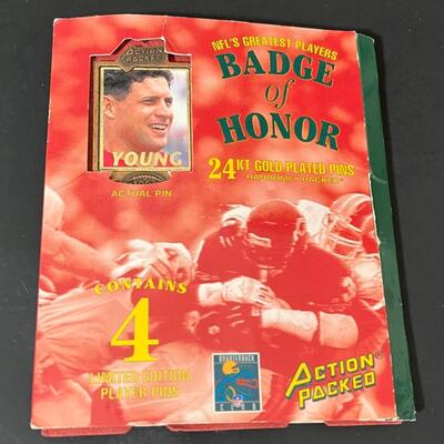 LOT 206: Collection of Football Cards - Mostly 1990s