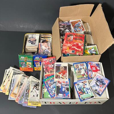 LOT 206: Collection of Football Cards - Mostly 1990s