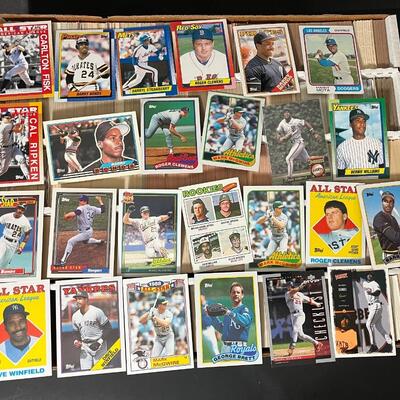 LOT 208: Big Collection of Sports Cards - Mostly Baseball, Some Football