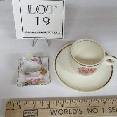 Miniature Floral Cup/Saucer and Demitasse Cup/Saucer Original Pony Express