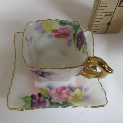 Miniature Floral Cup/Saucer and Demitasse Cup/Saucer Original Pony Express