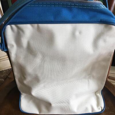 World of Travel tote bag