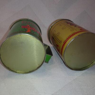 Vintage-Look Tin Salt and Pepper Shakers