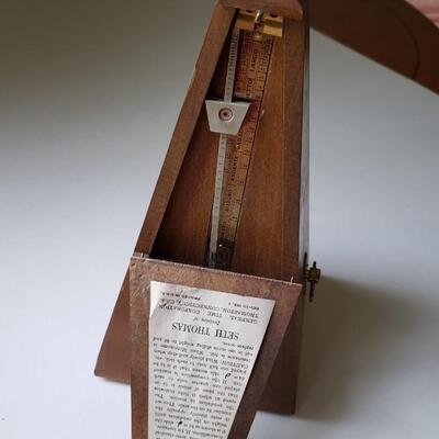 Seth Thomas metronome with tooth marks