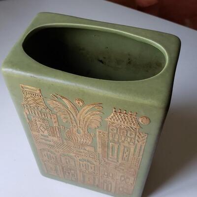 Georges Briard Hyalyn Midas MCM green and gold vase