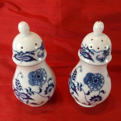 Blue Danube China - Salt & Pepper Set