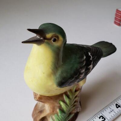 Spode Copeland's China Small bird figurine, Made in England