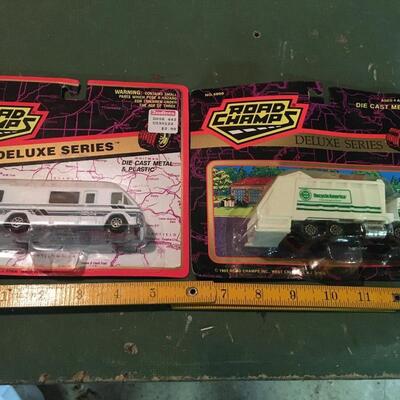 2 Vintage Road Champ trucks, New in package 1992